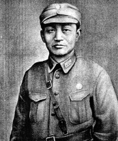 ������(1905��1933)���ֆ������ؑc���_�h�ˡ�1925��12�¿���V���S��܊У3�ڲ�������1926�ꮅ�I(y��)����У����4��5��6�ڽ̹���1932�궬�·�������܊��17܊25����75�õ�149�F��У�F�L���v���ݓ��γǷ���1933��3�����ʲ��S��꠱��Ϻӱ�������ǰ�ڌ��oĸ�H�����һ�����зQ������܊ռ�I�˖|��ʡ���F(xi��n)���M���L�������������Σ�������ʲ����������c��܊��������(zh��n)���������ԃ������3��11���������ںӱ�ʡ�ű�������܊�����������Џ��������r��28�q���˺�����������׷������܊�ٌ���