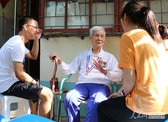 ־Ը���c����(zh��n)�ϱ����������У���