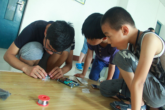 �Ї�ʯ�ʹ�W(xu��)���A�|������֮�������̈F(tu��n)��ɽ�|ʡ�S�u��(j��ng)��(j��)�_�l(f��)�^(q��)ᘌ�����(w��)���ˆT��Ů�����؃�ͯ�_չ�����������H�_�O(sh��)�Z��(sh��)���n�̽̌W(xu��)��߀�_չҕ�l�̌W(xu��)��ħ�g(sh��)��ħ�����L�����dȤ��n�̡� (3)