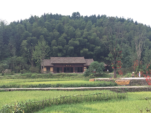 �Ї��һ�Դ���^(q��)����@�����cɽˮ��Ȼһ�w��