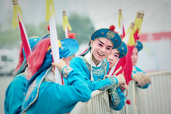 �F(xi��n)���݆T��   ���� �z